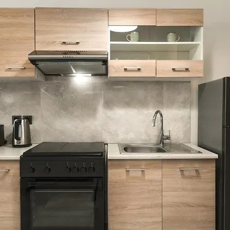 Iris & Rhea Junior アパート *