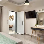 Iris & Rhea Junior Apartman *